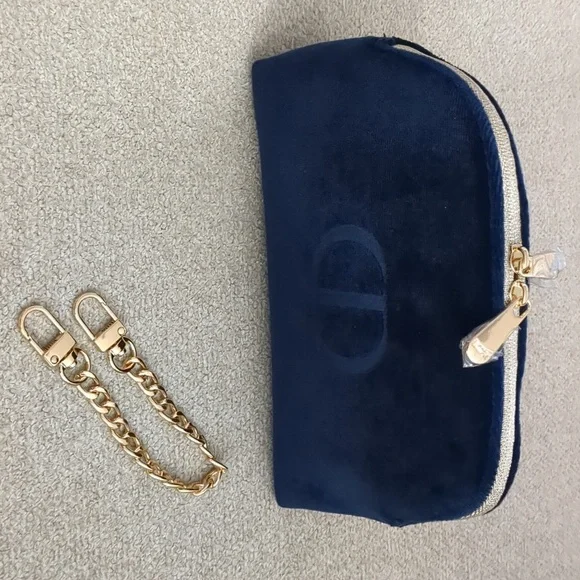 Christian Dior Pouch/Handbag - Picture 3 of 9